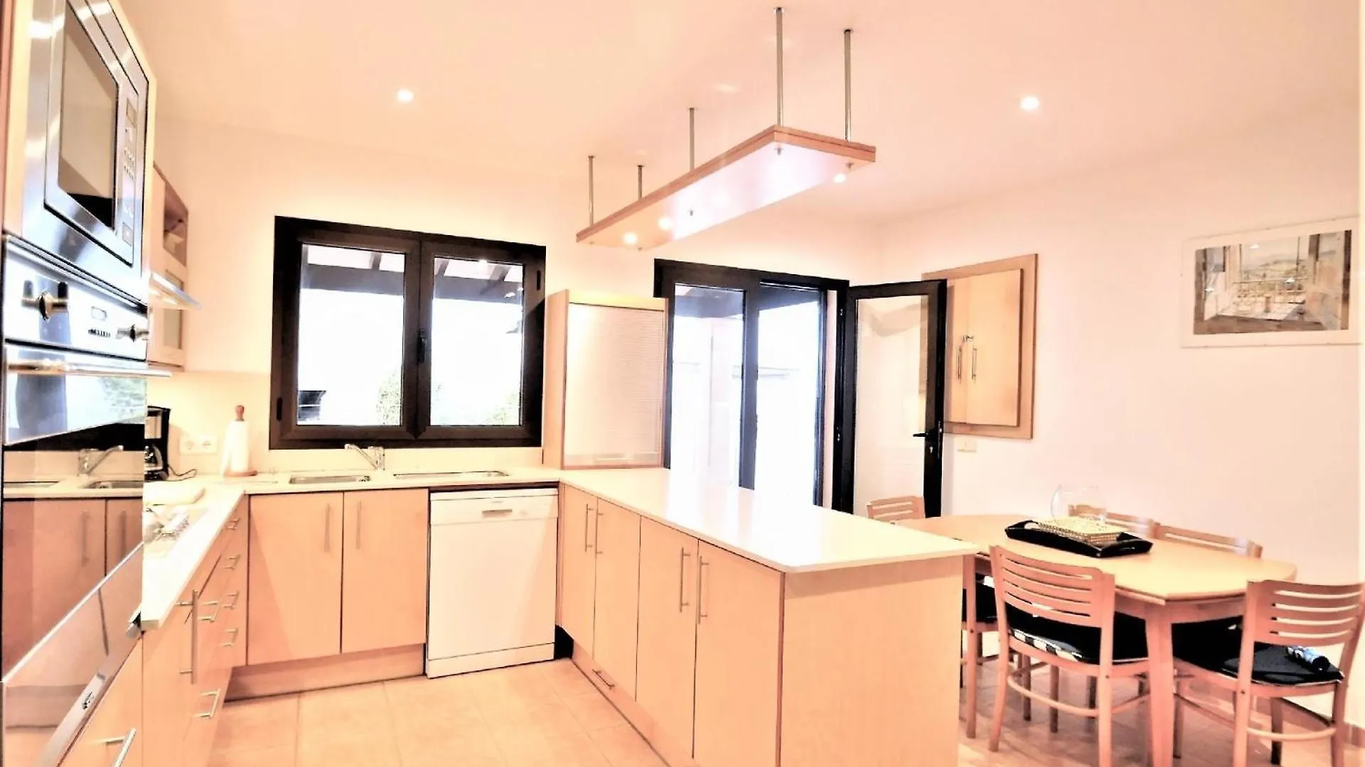 Ferienhaus Mit Privatpool Fuer 6 Personen Ca 500 Qm In Cala Mesquida, Mallorca Nordostkueste Von Mallorca Capdepera